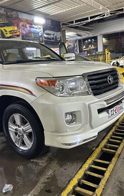 تويوتا لاندكروزر